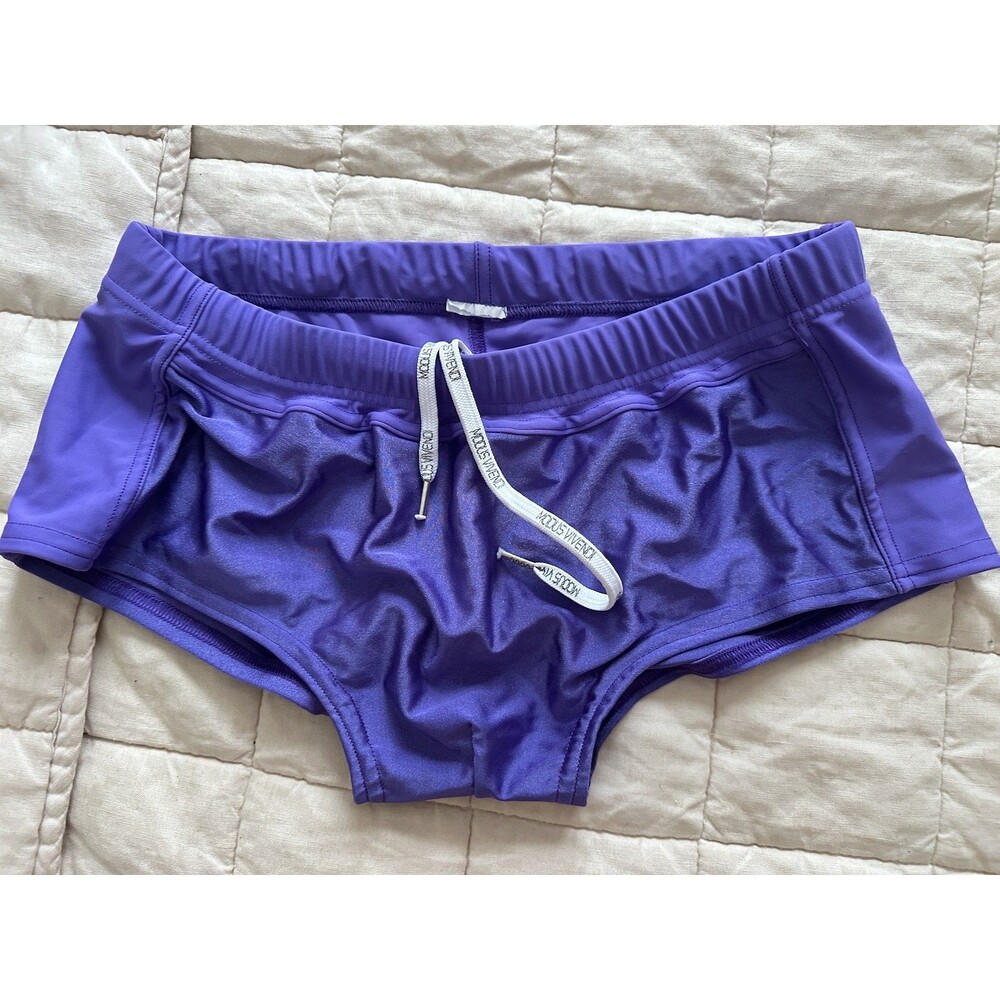 Modus Vivendi Men's Swimsuit Size Large Boxcut Swim Trunk Purple